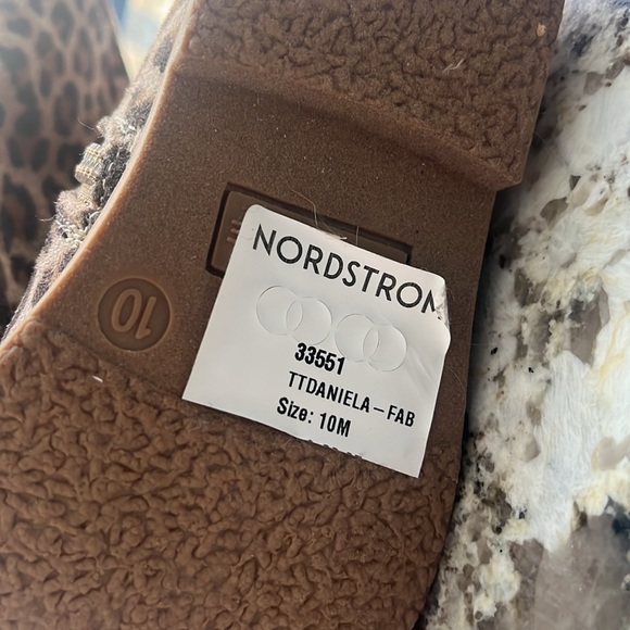 NordstromToddler Cheetah print 10M zip boots - brand new Nordstrom - Picture 5 of 12